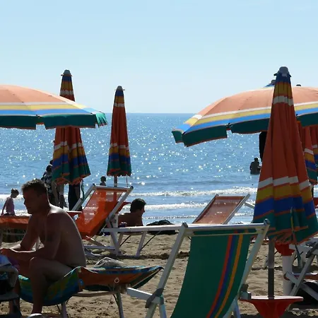 Ferienhaus Fuer 6 Personen Ca 45 Qm In Bibione, Adriakueste Italien Und Umgebung Feriehus