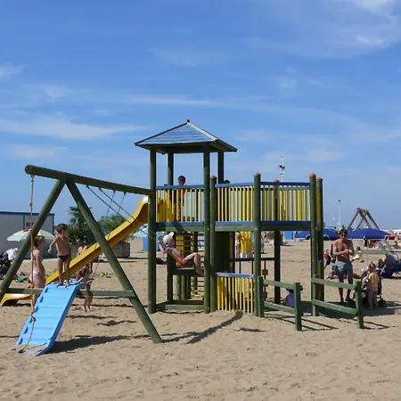 度假居 Ferienhaus Fuer 6 Personen Ca 45 Qm In Bibione, Adriakueste Italien Und Umgebung 比比翁